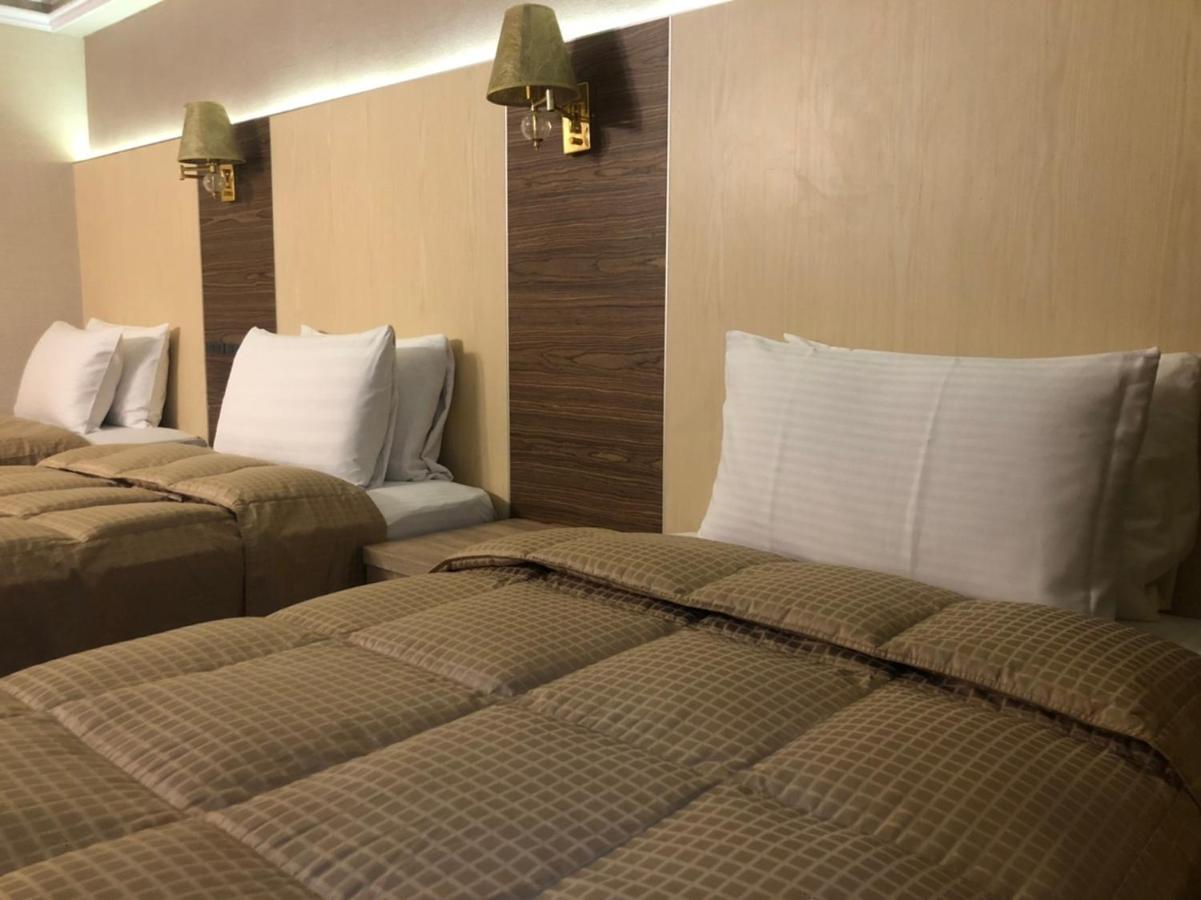 Doitsu Hotel Taipei Extérieur photo