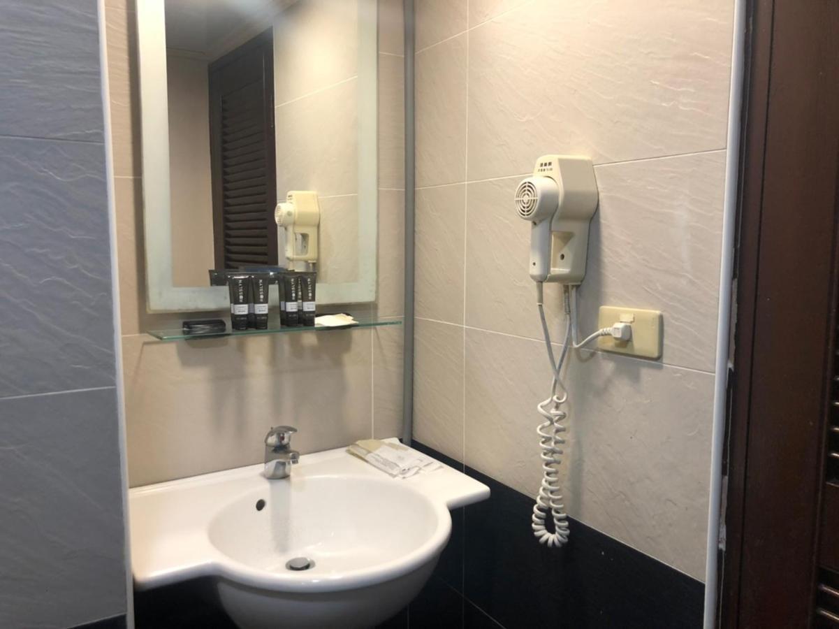 Doitsu Hotel Taipei Extérieur photo
