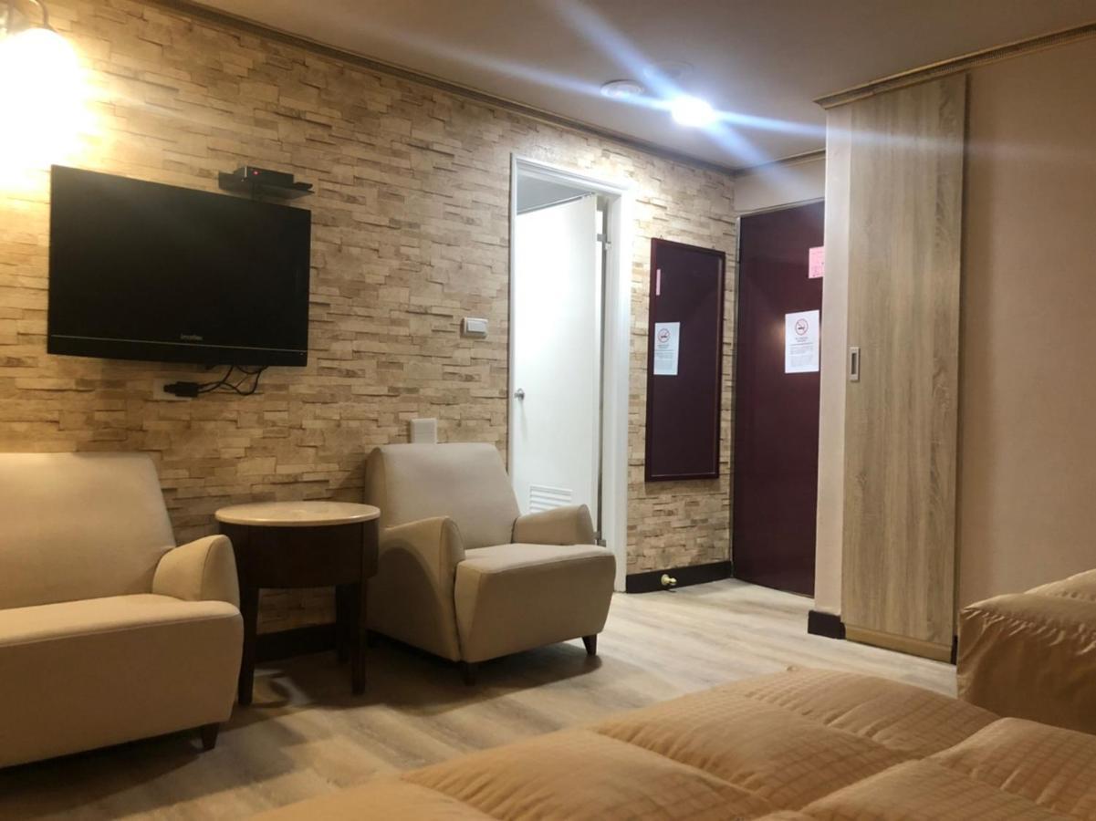 Doitsu Hotel Taipei Extérieur photo
